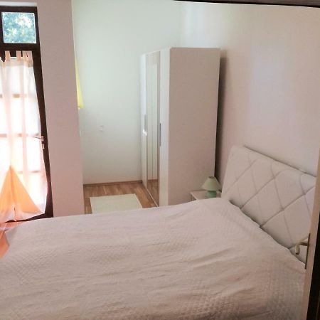 Apartment Sandra ウマグ エクステリア 写真