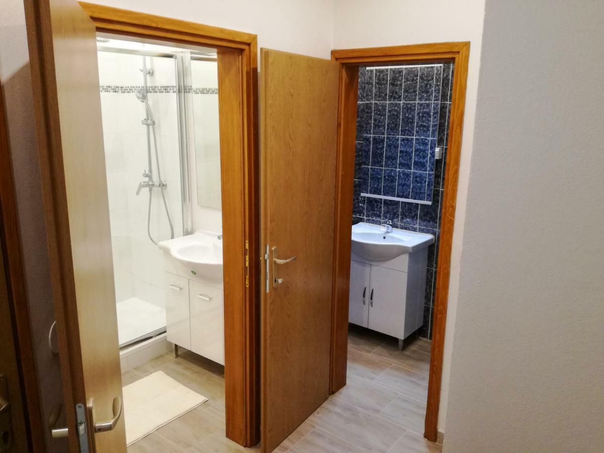 Apartment Sandra ウマグ エクステリア 写真