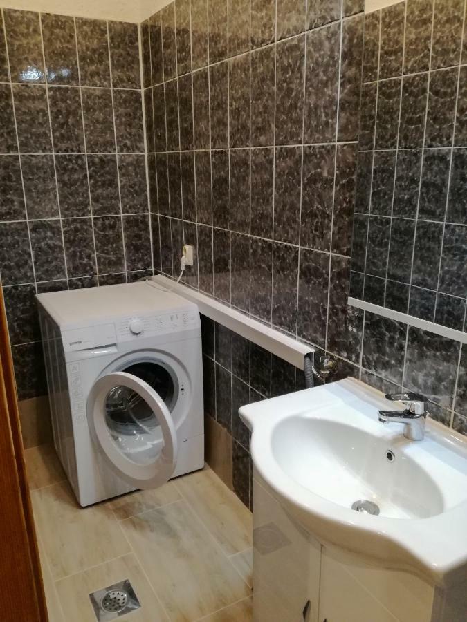 Apartment Sandra ウマグ エクステリア 写真